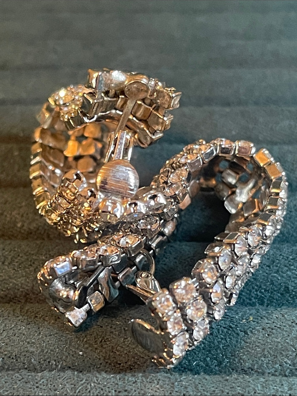 1960’s Prong-Set Rhinestone “Around the Lobe” Draped Effect Clip-On Earrings - Picture 8 of 10